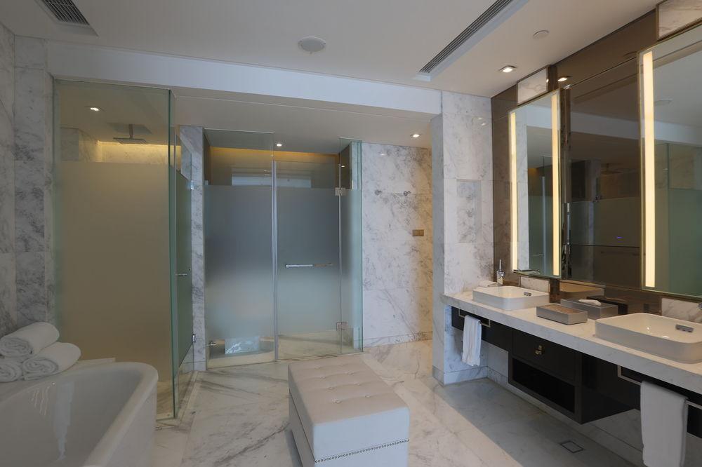 Sheraton Qingdao Licang Hotel Экстерьер фото
