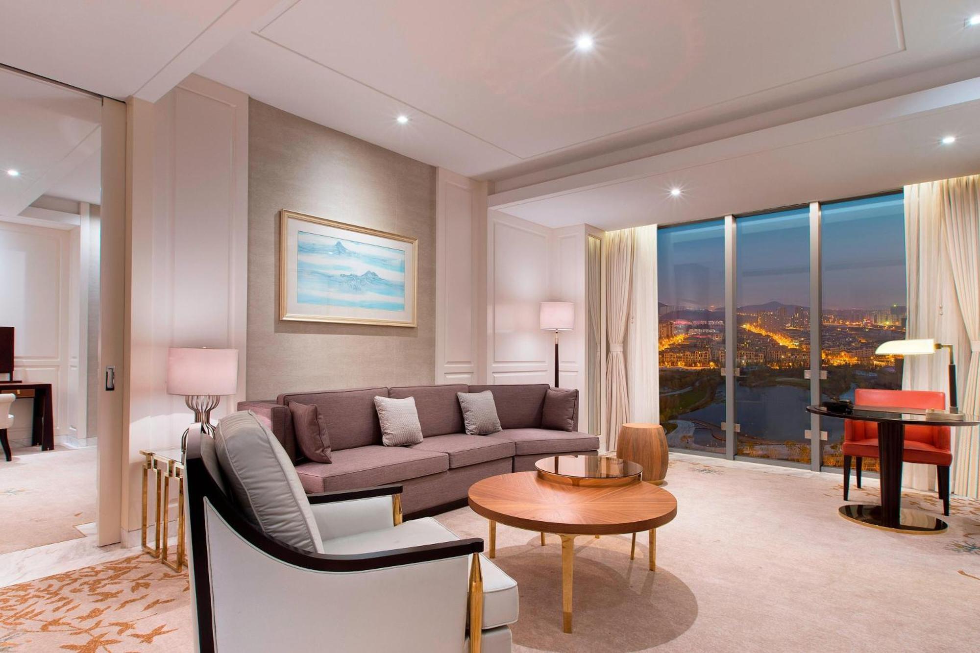 Sheraton Qingdao Licang Hotel Экстерьер фото