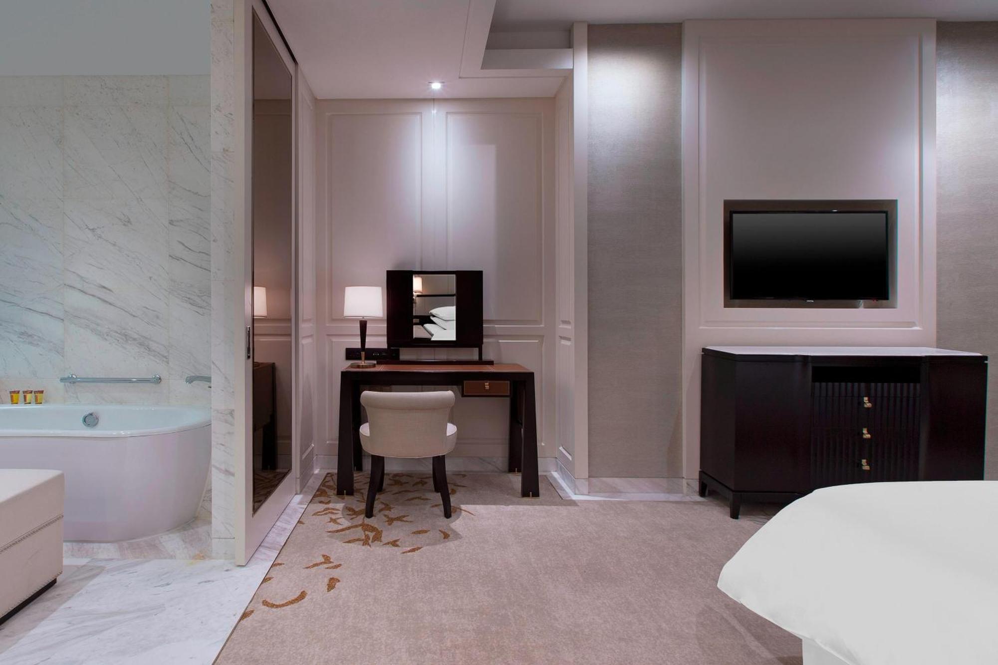 Sheraton Qingdao Licang Hotel Экстерьер фото