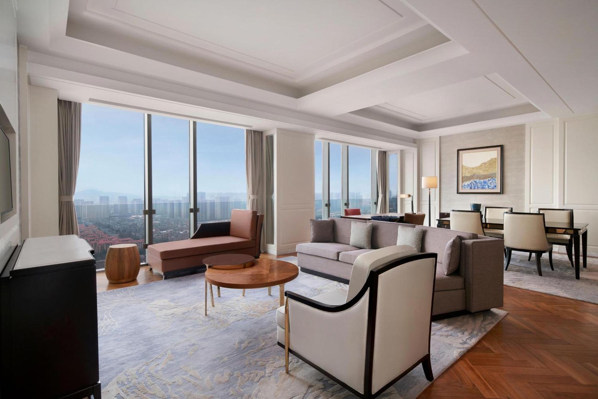 Sheraton Qingdao Licang Hotel Экстерьер фото