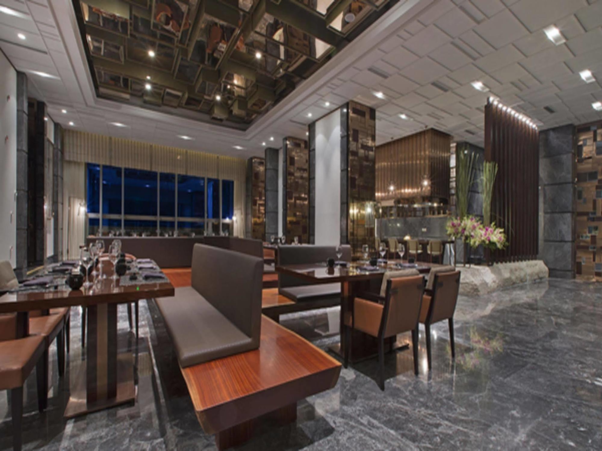 Sheraton Qingdao Licang Hotel Экстерьер фото
