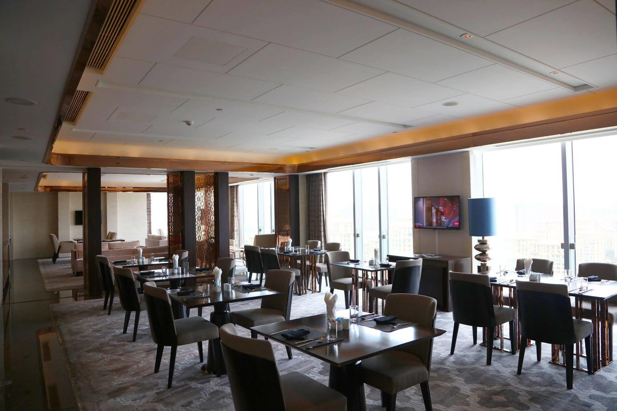 Sheraton Qingdao Licang Hotel Экстерьер фото